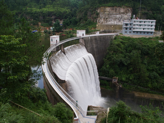 长沙坝水库.jpg